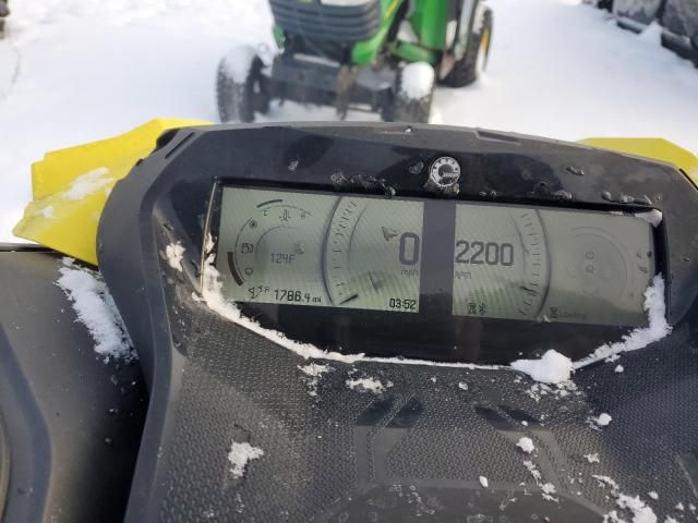 2021 Skidoo 2021 Skidoo Renegade