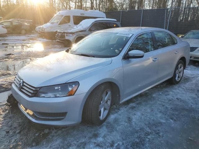 2014 Volkswagen Passat SE