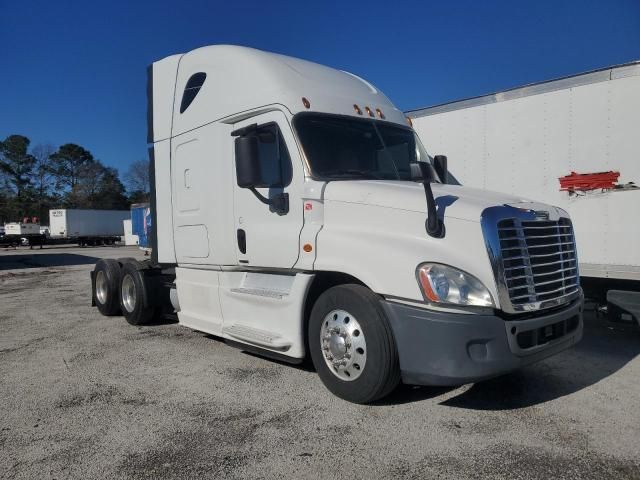 2016 Freightliner Cascadia 125