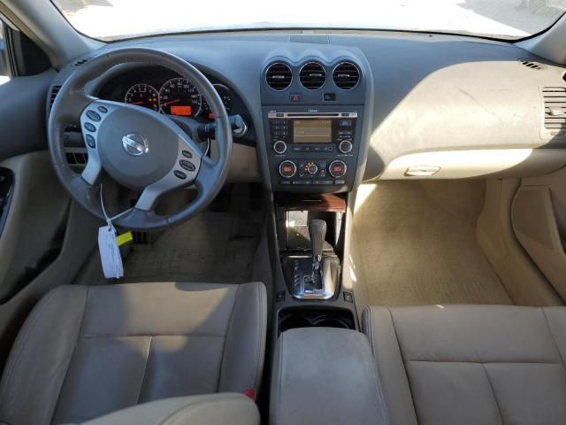 2010 Nissan Altima Base