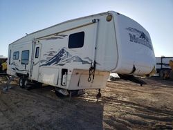 Montana Vehiculos salvage en venta: 2005 Montana 5th Wheel