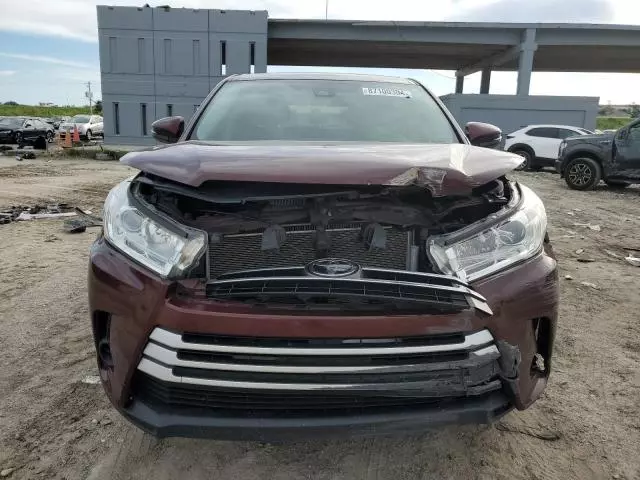 2019 Toyota Highlander LE