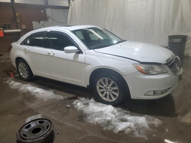 2013 Chrysler 200 Touring