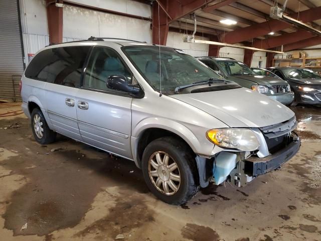 2005 Chrysler Town & Country Touring