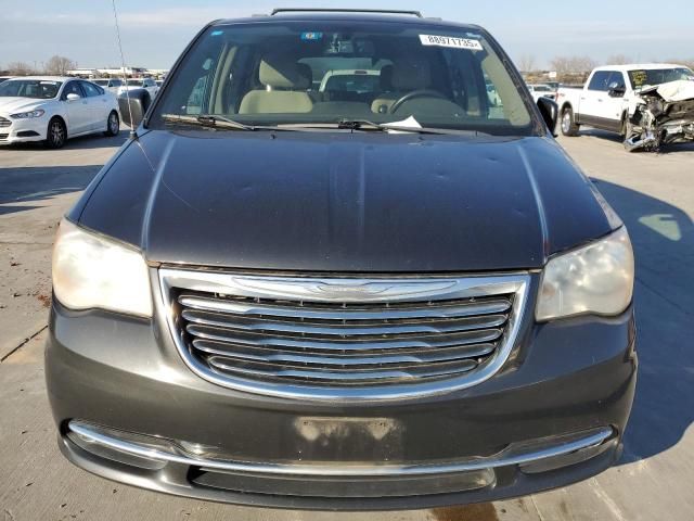 2011 Chrysler Town & Country Touring