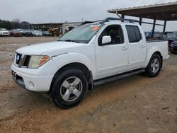 Carros salvage a la venta en subasta: 2005 Nissan Frontier Crew Cab LE