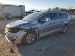 Chrysler Vehiculos salvage en venta: 2019 Chrysler Pacifica Touring L