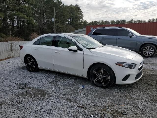 2019 Mercedes-Benz A 220