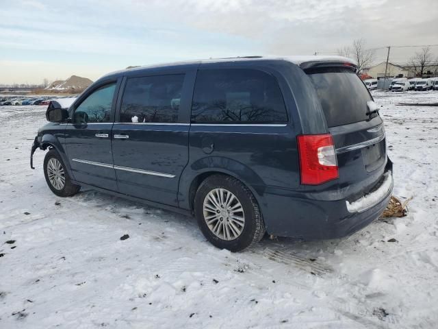 2014 Chrysler Town & Country Touring L