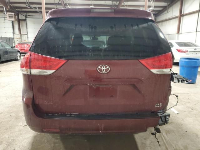 2014 Toyota Sienna XLE