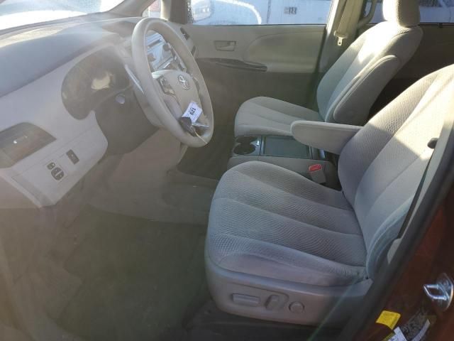 2011 Toyota Sienna LE