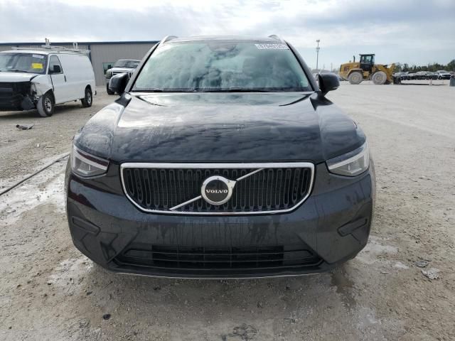 2023 Volvo XC40 Core