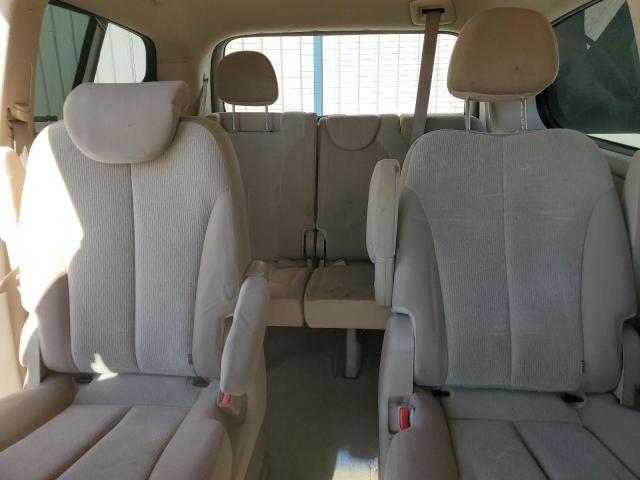 2012 KIA Sedona LX