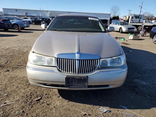 1999 Lincoln Town Car Executive