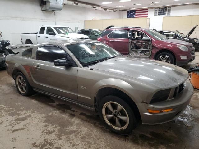 2005 Ford Mustang GT