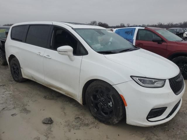 2022 Chrysler Pacifica Hybrid Limited