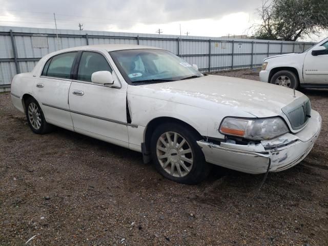 2006 Lincoln Town Car Signature