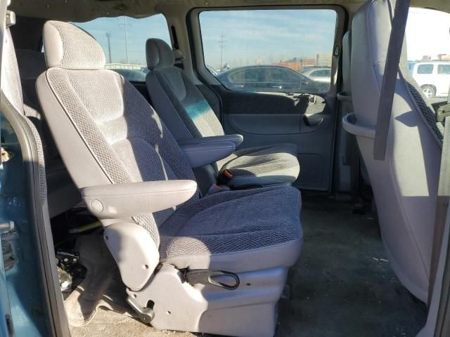 1997 Dodge Grand Caravan SE