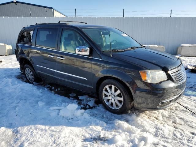 2011 Chrysler Town & Country Touring L