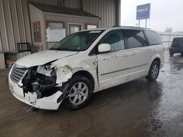 2010 Chrysler Town & Country Touring