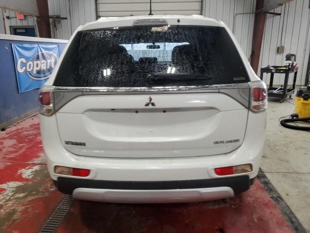 2015 Mitsubishi Outlander SE