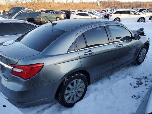 2013 Chrysler 200 Touring