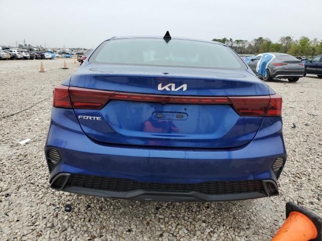 2023 KIA Forte LX