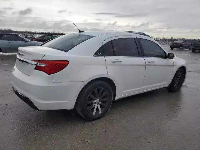 2012 Chrysler 200 Touring