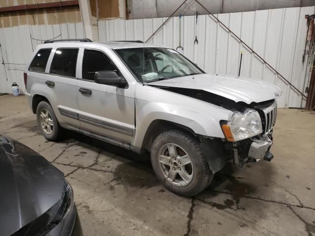 2005 Jeep Grand Cherokee Laredo