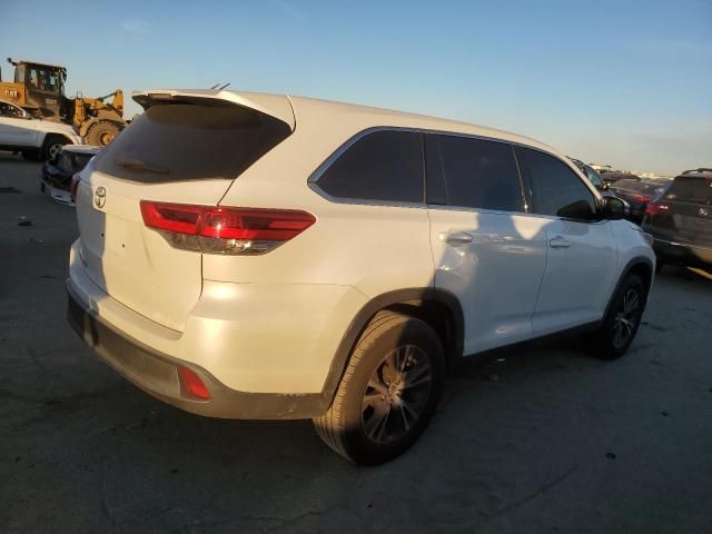 2019 Toyota Highlander LE