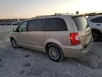 2013 Chrysler Town & Country Touring L