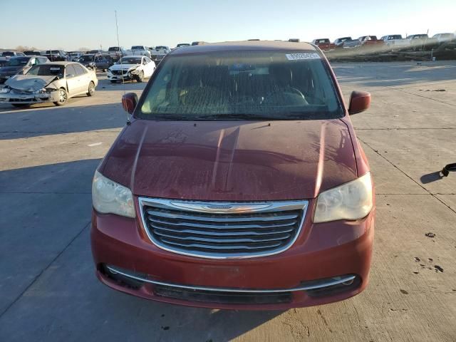 2013 Chrysler Town & Country Touring