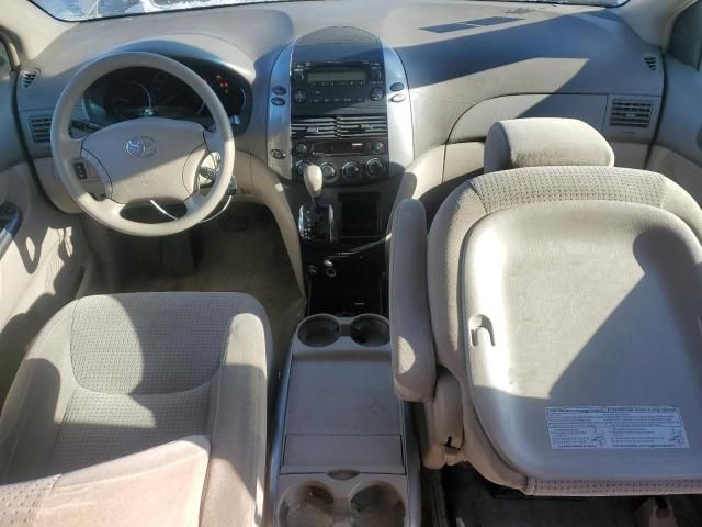 2006 Toyota Sienna CE