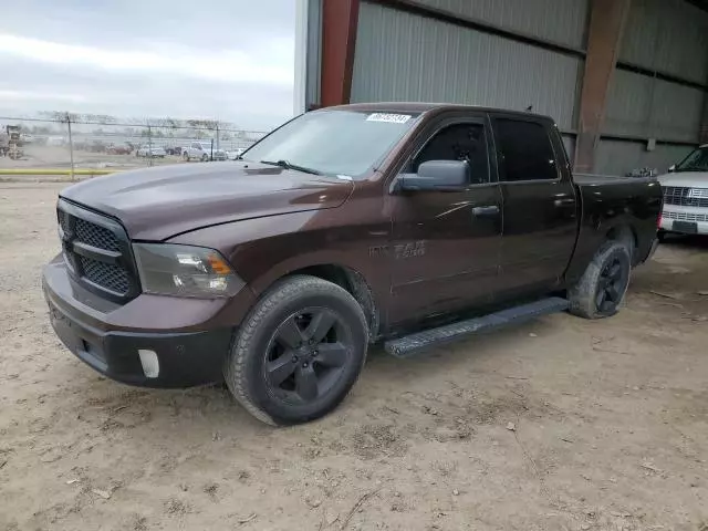 2015 Dodge RAM 1500 SLT