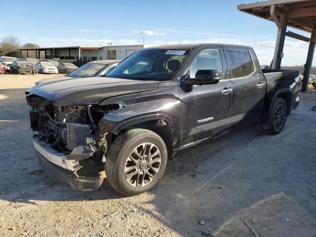 2022 Toyota Tundra Crewmax Limited