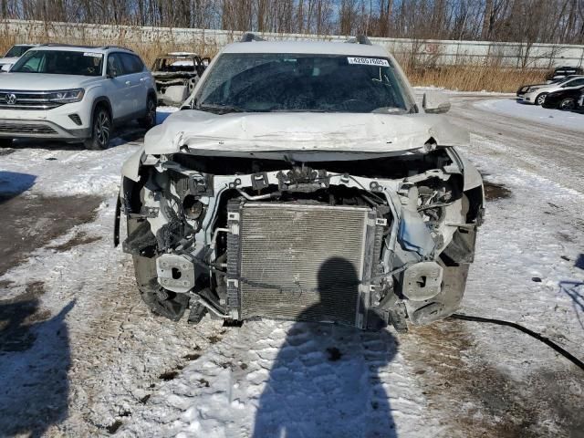 2022 GMC Acadia SLT