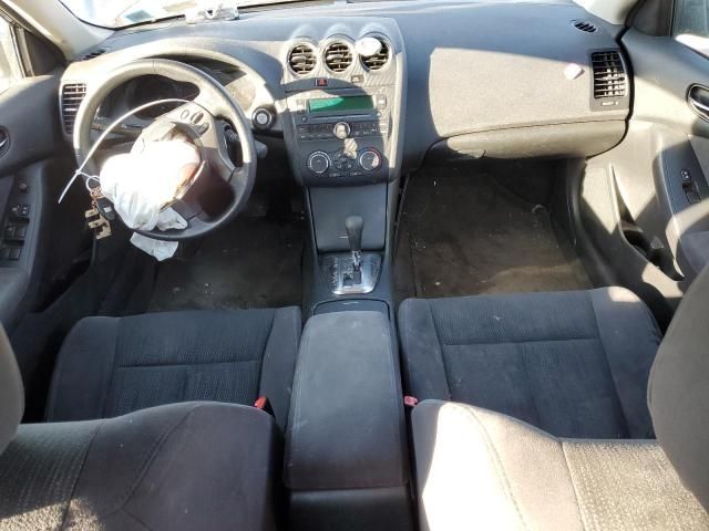 2011 Nissan Altima Base