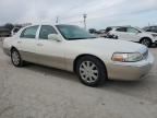 2005 Lincoln Town Car Signature Limited