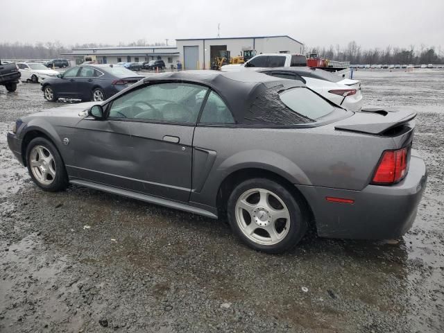 2004 Ford Mustang