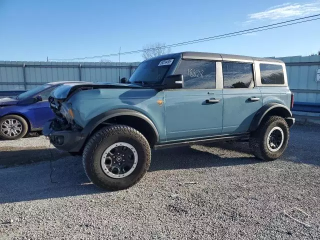 2023 Ford Bronco Base