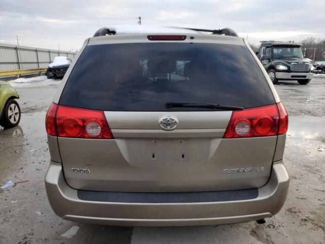 2009 Toyota Sienna CE