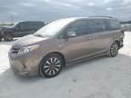 2020 Toyota Sienna XLE