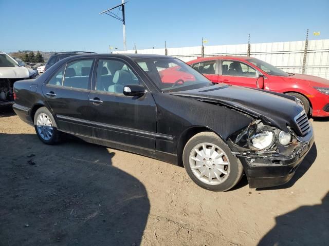 2001 Mercedes-Benz E 320