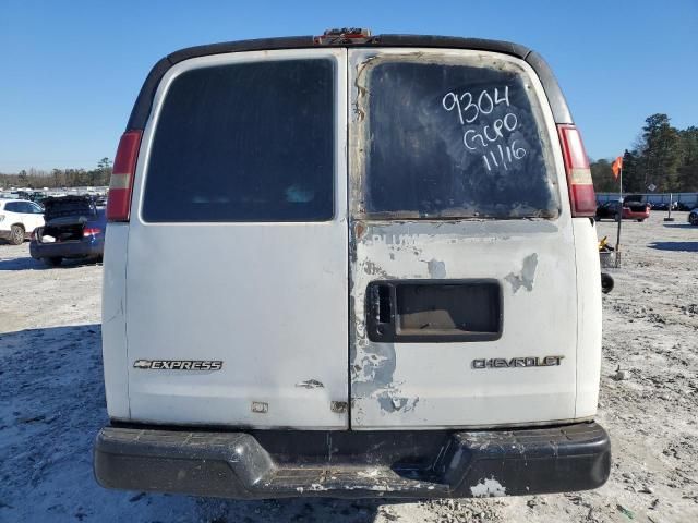 2004 Chevrolet Express G2500