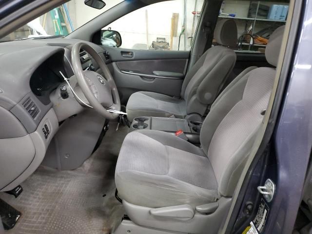 2006 Toyota Sienna CE