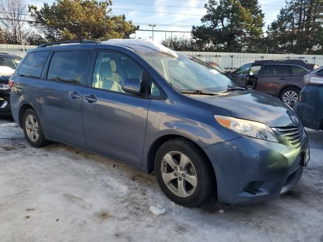 2015 Toyota Sienna LE