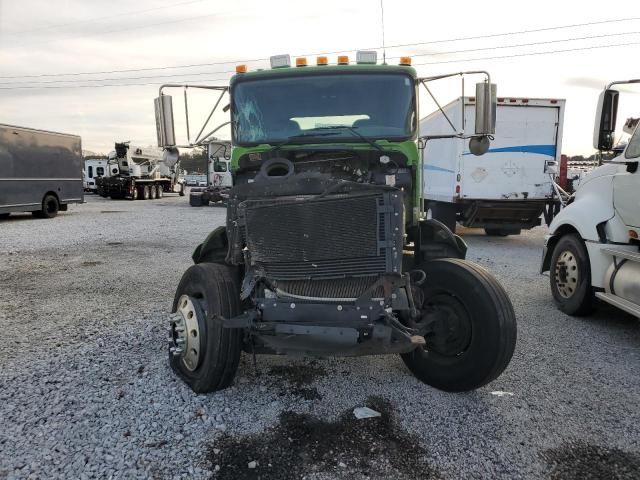 2012 Kenworth Construction T270