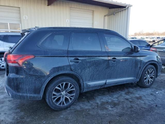 2016 Mitsubishi Outlander SE