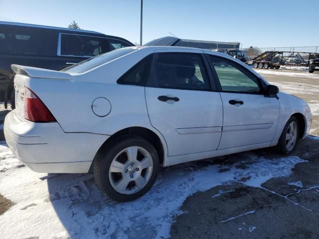 2005 Ford Focus ZX4