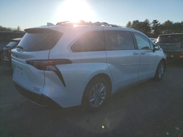 2022 Toyota Sienna Limited